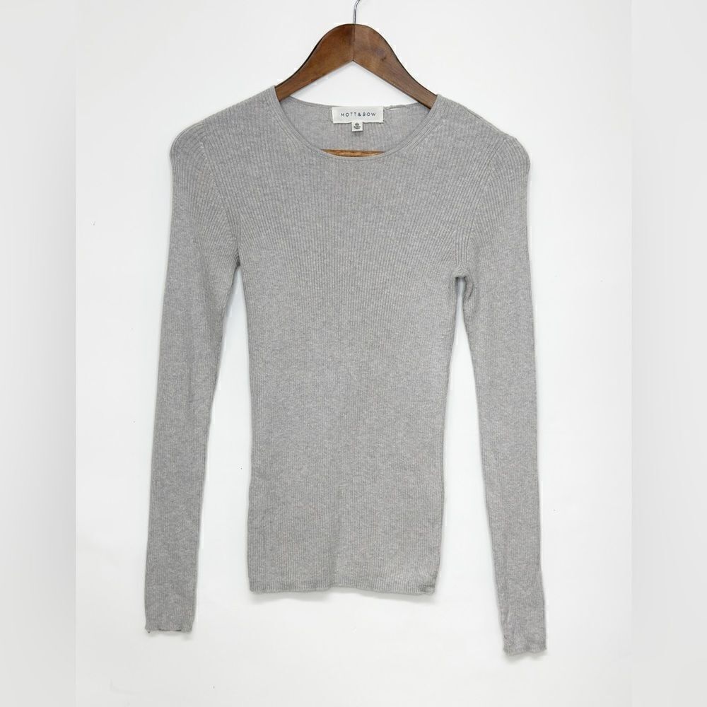 Mott & Bow Long Sleeve Ribbed Sweater Gray Anthropologie Size Extra Small - Picture 1 of 5